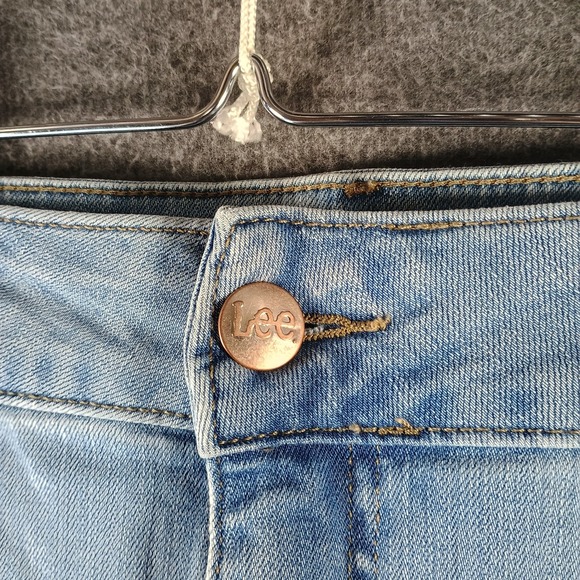 Lee Plus Midrise Relaxed Fit Straight Leg Jean Womens 24W Petite Light Wash Mom - Picture 3 of 15